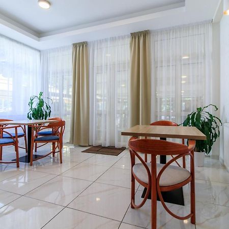 Villa Marina Inn Шіофок Екстер'єр фото