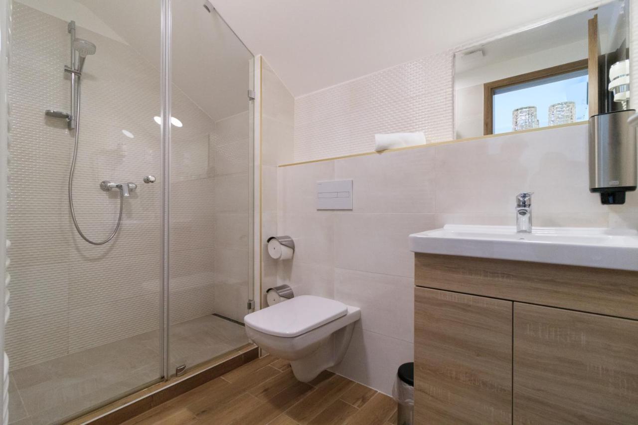 Villa Marina Inn Шіофок Екстер'єр фото